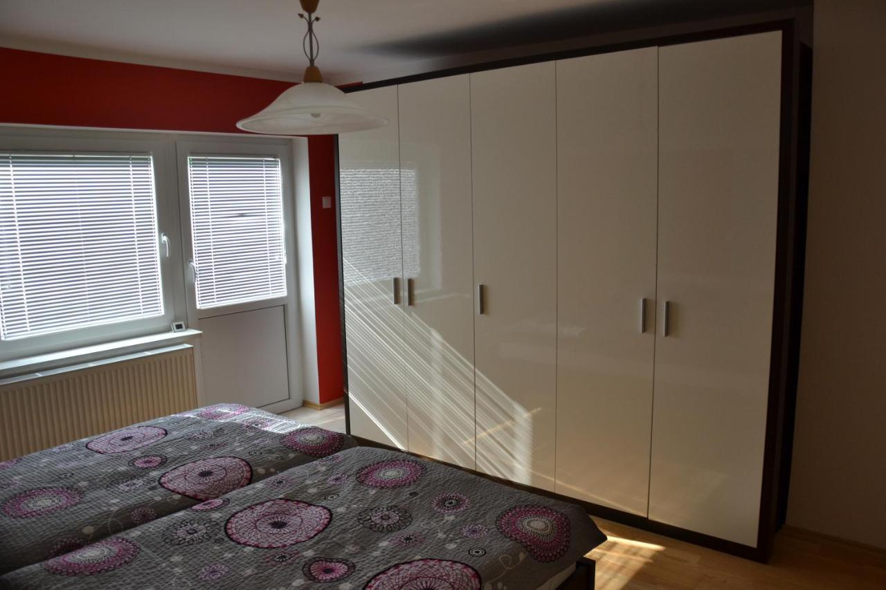 Apartma Ob Potoku Luče المظهر الخارجي الصورة