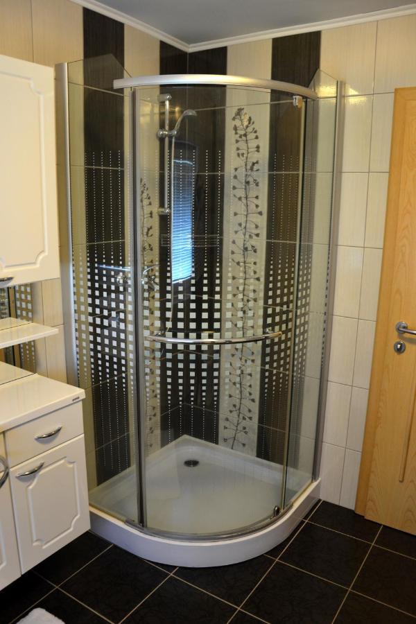 Apartma Ob Potoku Luče المظهر الخارجي الصورة